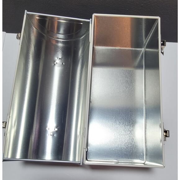 Bullseye Playground “HAPPY Camper” Lunch Box - Picture 5 of 6